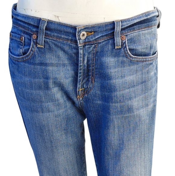 7026A....Women's Lucky Brand Jeans Size 4/27, 8" Rise - Picture 2 of 5